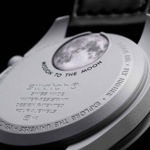 ساعت امگا سواچ مدل MISSION TO THE MOON - تصویر 5