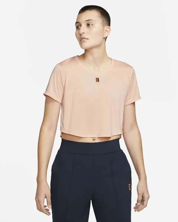 تی شرت تنیس زنانه نایک NikeCourt Dri-FIT Heritage - صورتی کمرنگ|تنیس 24