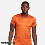 تی شرت تنیس مردانه نایک NikeCourt Dri-FIT Advantage- نارنجی