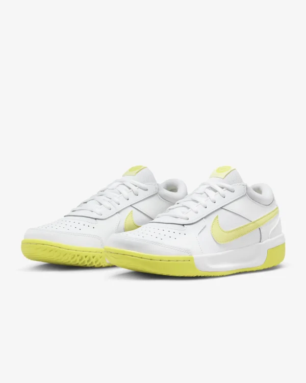 کفش تنیس زنانه نایک NikeCourt Air Zoom Lite 3– سفید
