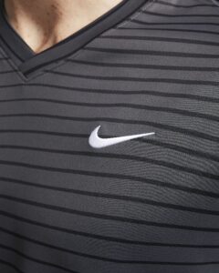 تی شرت تنیس مردانه نایک NikeCourt Dri-FIT Victory- طوسی