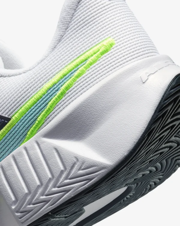 کفش تنیس مردانه نایک Nike GP Challenge Pro- سفید - Image 7