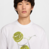 تی شرت تنیس مردانه نایک NikeCourt Max90 Printed - سفید - Image 6
