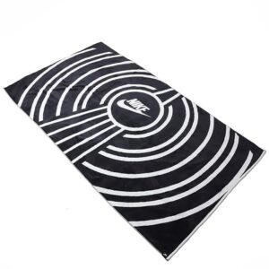 حوله تنیس نایک Nike Oversized Retro Training 183x102CM - سفید/مشکی