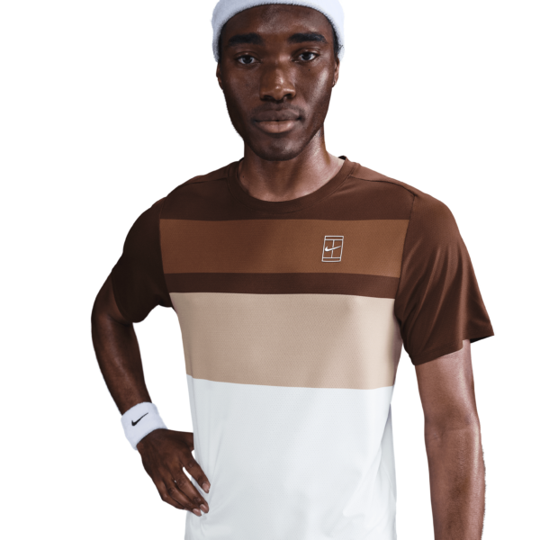 تی شرت تنیس مردانه نایک NikeCourt Advantage- سفید/قهوه ای