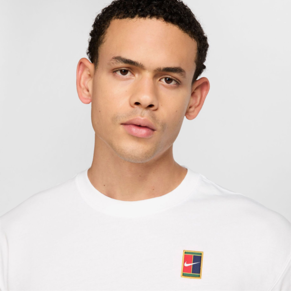 تی شرت تنیس مردانه نایک Nike Court - سفید - Image 4