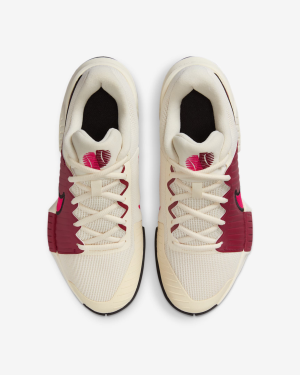 کفش تنیس زنانه نایک Nike Zoom GP Challenge Pro – سفید/قرمز - Image 4