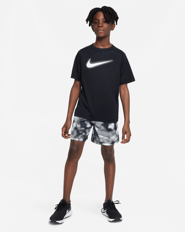 تی شرت تنیس بچگانه نایک - Nike Multi Dri-FIT Graphics- مشکی - Image 3