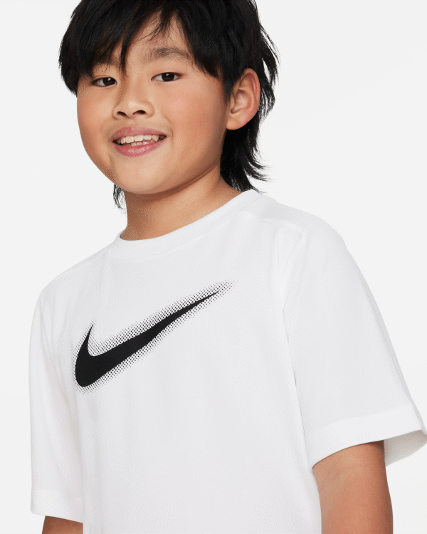 تی شرت تنیس بچگانه نایک - Nike Multi Dri-FIT Graphics- سفید - Image 3