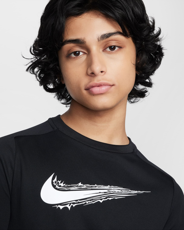 تی شرت تنیس بچگانه نایک - Nike One Dri-FIT Fitted - مشکی - Image 3