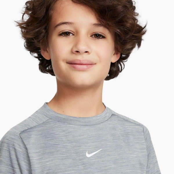 تی شرت تنیس بچگانه نایک - Nike Dri-FIT Multi Teenage - طوسی - Image 4