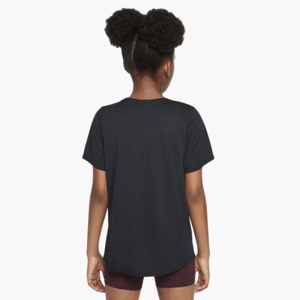 تی شرت تنیس بچگانه (دخترانه ) نایک - Nike One Dri-FIT Fitted - مشکی - Image 3