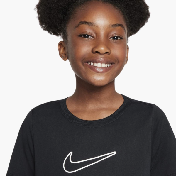 تی شرت تنیس بچگانه (دخترانه ) نایک - Nike One Dri-FIT Fitted - مشکی - Image 2