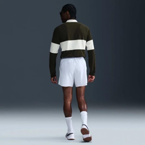 پلوشرت تنیس مردانه نایک NikeCourt Slam Dri-FIT ADV Long Sleeve - زیتونی/سفید - Image 4