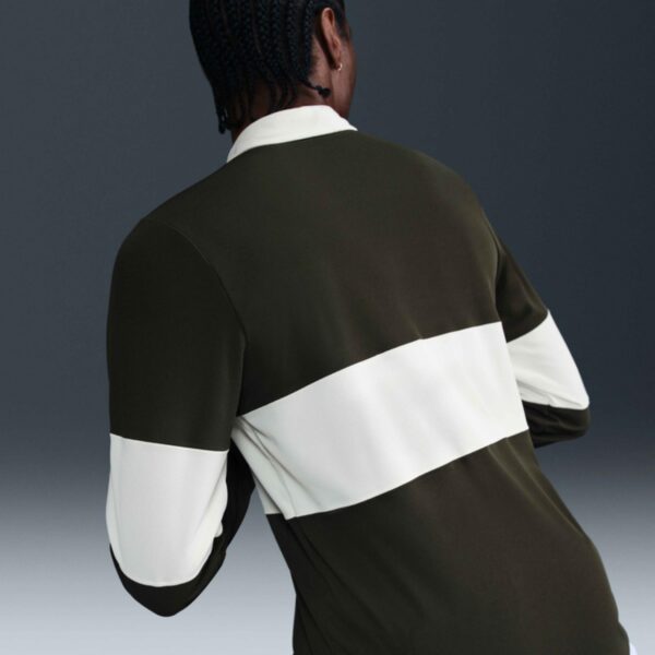 پلوشرت تنیس مردانه نایک NikeCourt Slam Dri-FIT ADV Long Sleeve - زیتونی/سفید - Image 3
