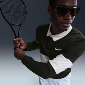 پلوشرت تنیس مردانه نایک NikeCourt Slam Dri-FIT ADV Long Sleeve – زیتونی/سفید