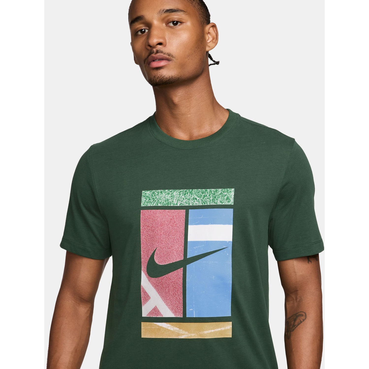 تی شرت تنیس مردانه نایک - NikeCourt Heritage Logo Dri-FIT - سبز تی شرت تنیس مردانه نایک - NikeCourt Heritage Logo Dri-FIT - سبز - Image 3