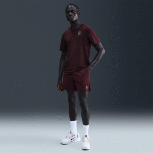 شلوارک تنیس مردانه نایک NikeCourt Advantage Dri-FIT 6” (15 cm) – زرشکی