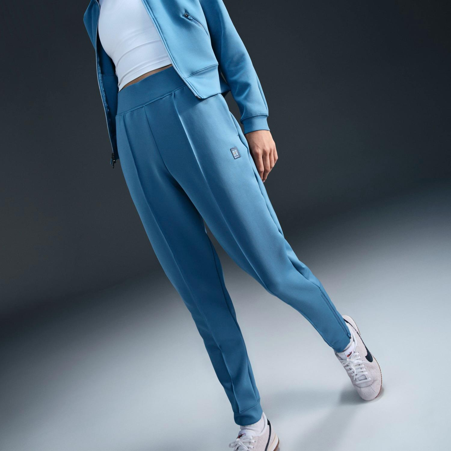 شلوار تنیس زنانه نایک Nike Heritage Logo - آبی شلوار تنیس زنانه نایک Nike Heritage Logo - آبی - Image 5