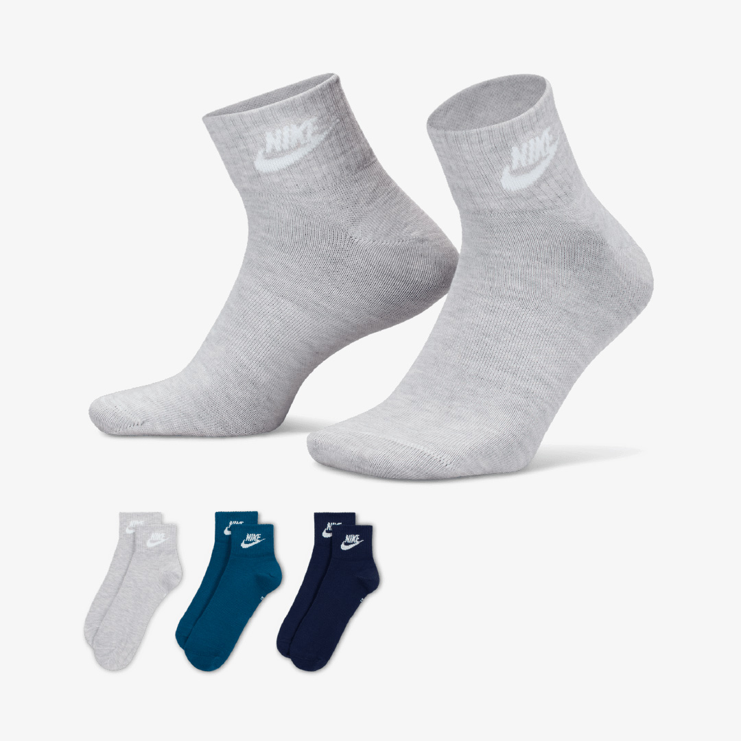 جوراب تنیس نایک Nike Everyday Essential - پک سه تایی- چند رنگ جوراب تنیس نایک Nike Everyday Essential - پک سه تایی- چند رنگ