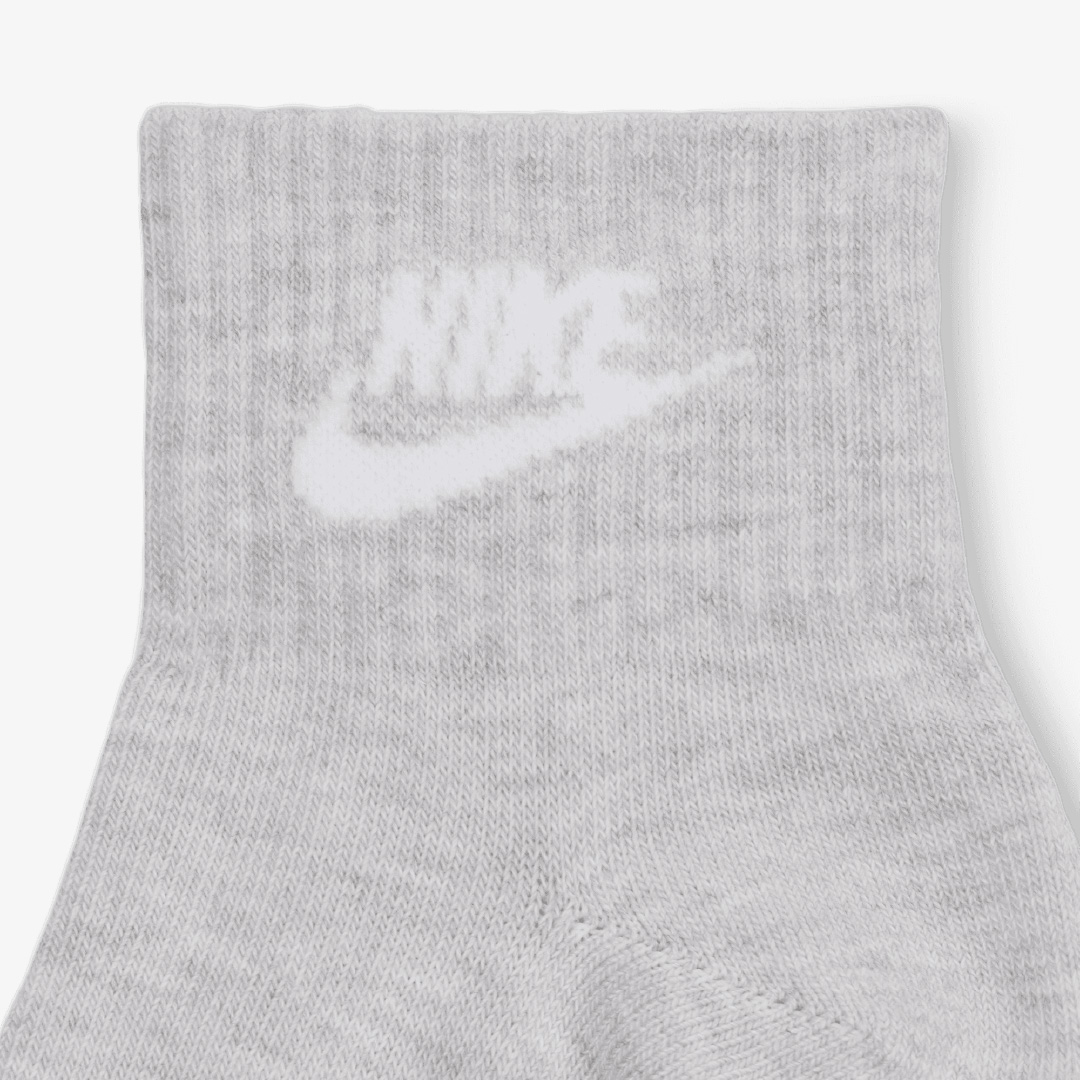 جوراب تنیس نایک Nike Everyday Essential - پک سه تایی- چند رنگ جوراب تنیس نایک Nike Everyday Essential - پک سه تایی- چند رنگ - Image 3