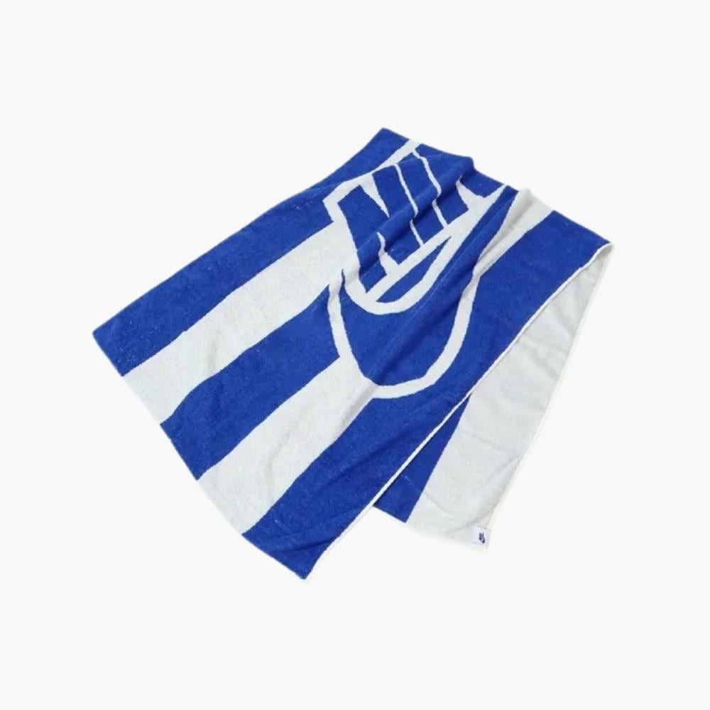 حوله نایک Nike Club Beach Towel 173X71cm - سفید/آبی حوله نایک Nike Club Beach Towel 173X71cm - سفید/آبی - Image 5