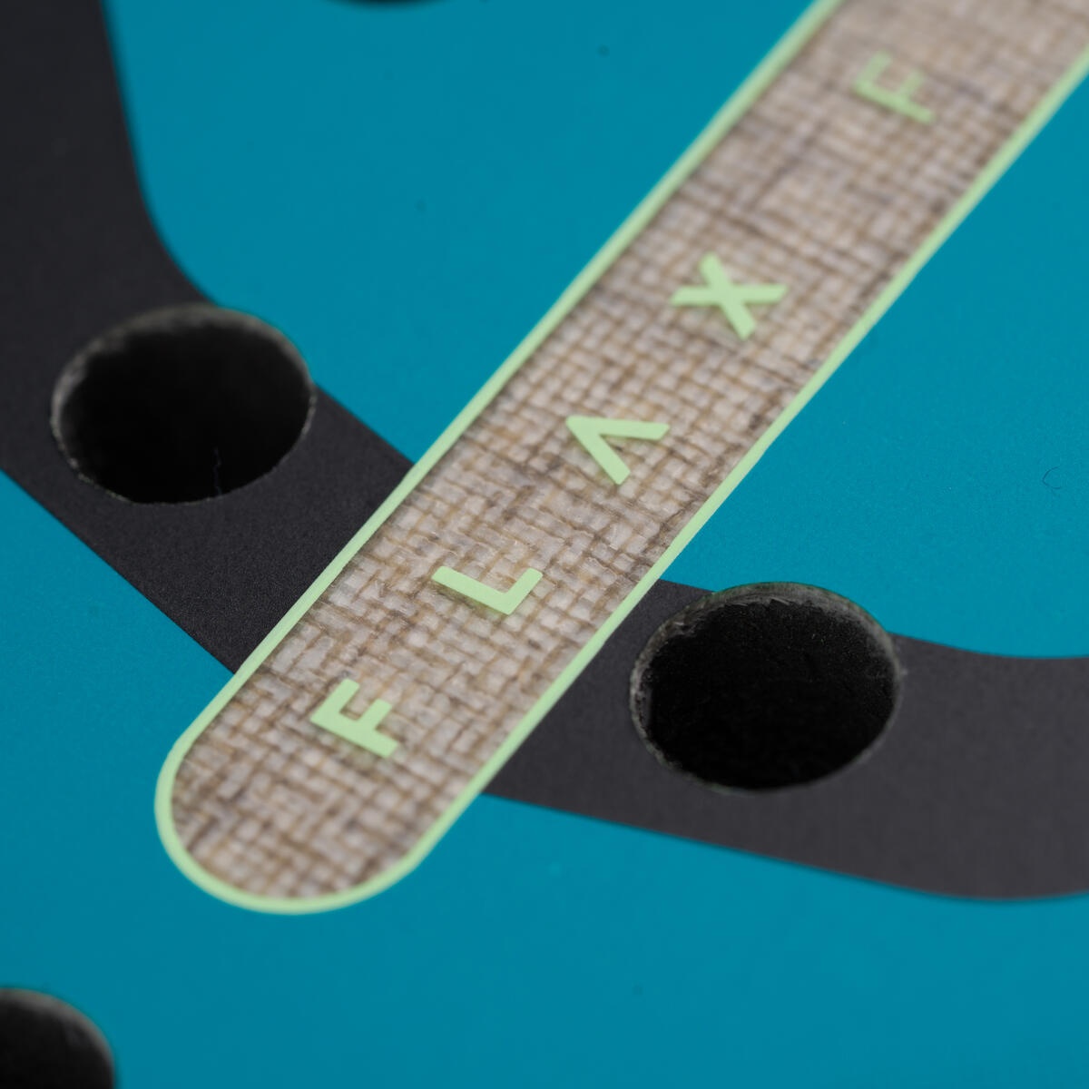 راکت پدل بزرگسال دکتلون Decathlon Adult Padel Racket PR REACT SOFT – مشکی/فیروزه ای راکت پدل بزرگسال دکتلون Decathlon Adult Padel Racket PR REACT SOFT – مشکی/فیروزه ای - Image 4
