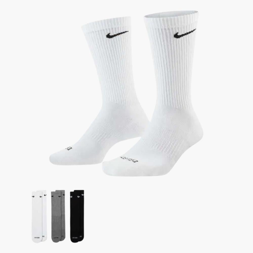 جوراب تنیس نایک Nike Everyday Plus Cushioned - پک سه تایی- چند رنگ جوراب تنیس نایک Nike Everyday Plus Cushioned - پک سه تایی- چند رنگ