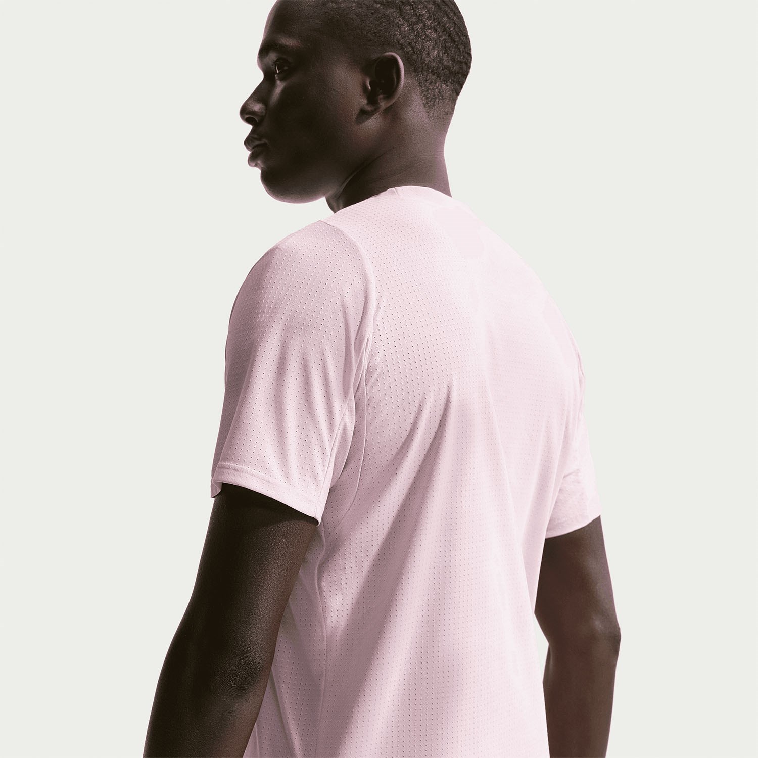تیشرت تنیس مردانه نایک NikeCourt Slam RG Dri-FIT ADV – صورتی - تصویر 3