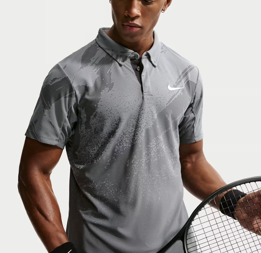 پلوشرت تنیس مردانه نایکNikeCourt Slam Dri-FIT ADV–خاکستری - تصویر 4