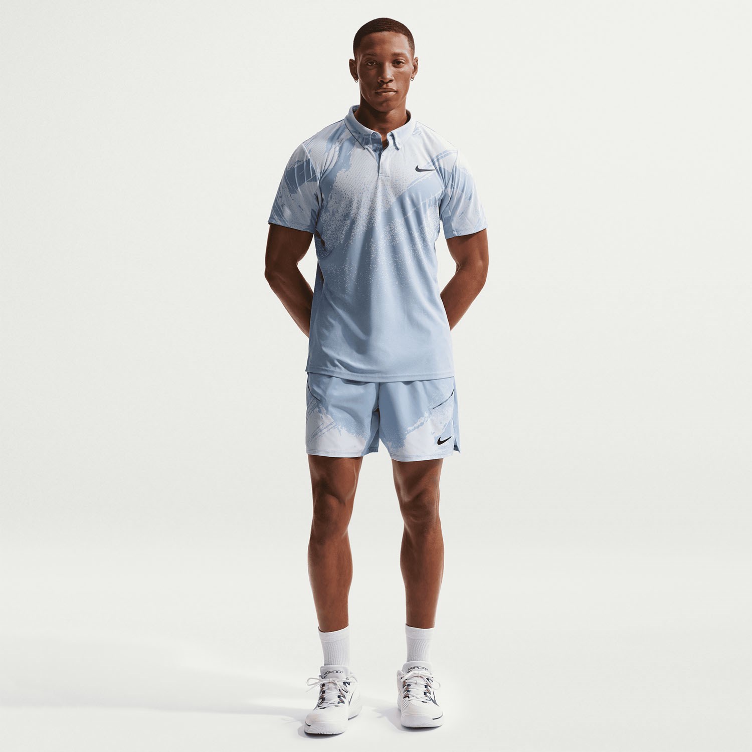 شلوارک تنیس مردانه نایک NikeCourt Slam Dri-FIT 15 cm – آبی مات - تصویر 4