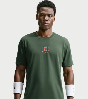 تیشرت تنیس مردانه نایک Nike Court Dri-FIT – سبز تیشرت تنیس مردانه نایک Nike Court Dri-FIT – سبز