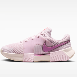 کفش تنیس زنانه نایک Nike GP Challenge 1.5 Premium – صورتی صدفی کفش تنیس زنانه نایک Nike GP Challenge 1.5 Premium – صورتی صدفی
