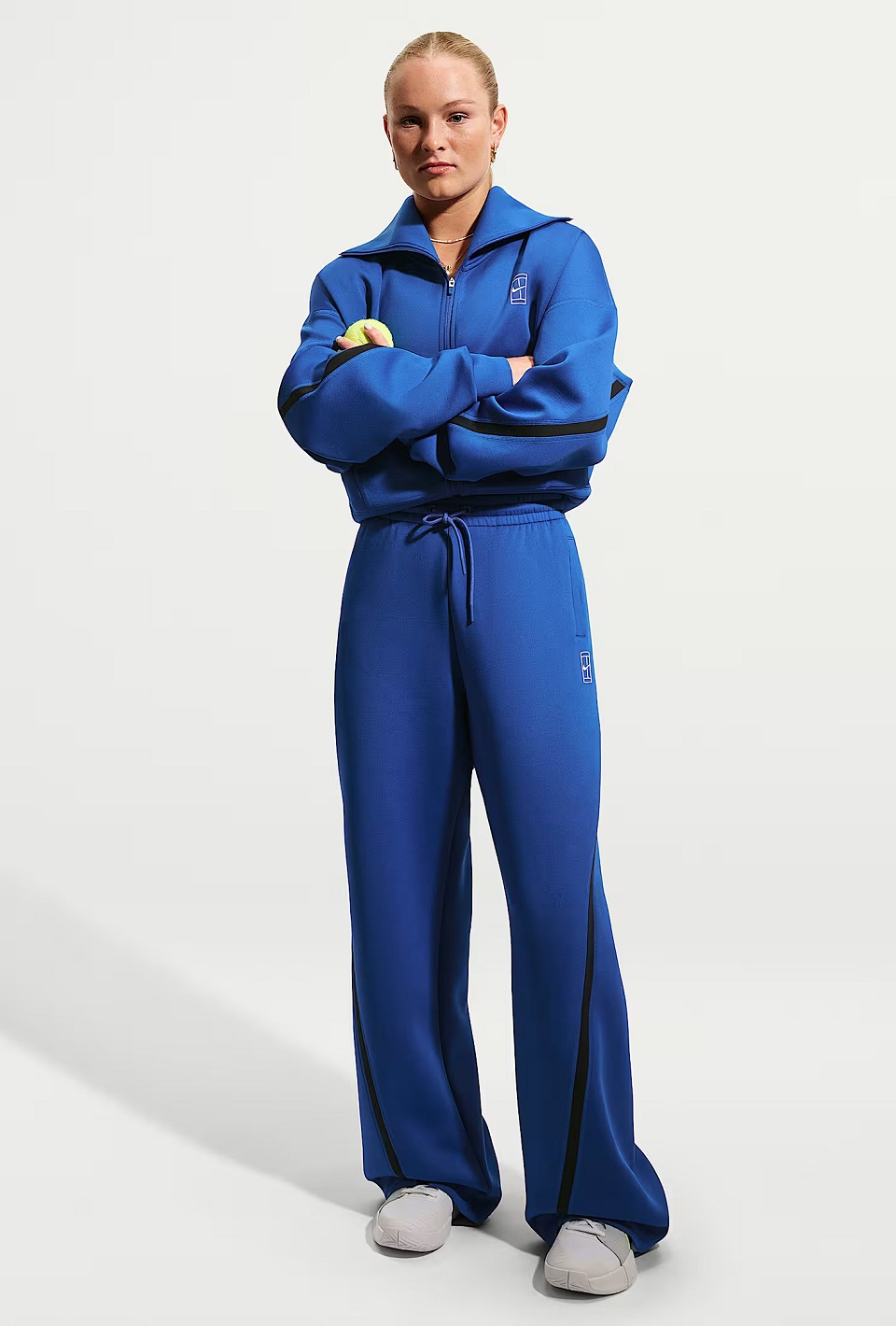 سوییشرت تنیس زنانه نایک Advantage Dri-FIT - آبی سوییشرت تنیس زنانه نایک Advantage Dri-FIT - آبی