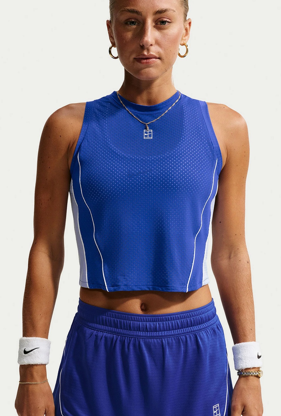 تاپ تنیس زنانه نایک Nike Advantage Dri-FIT – آبی تاپ تنیس زنانه نایک Nike Advantage Dri-FIT – آبی