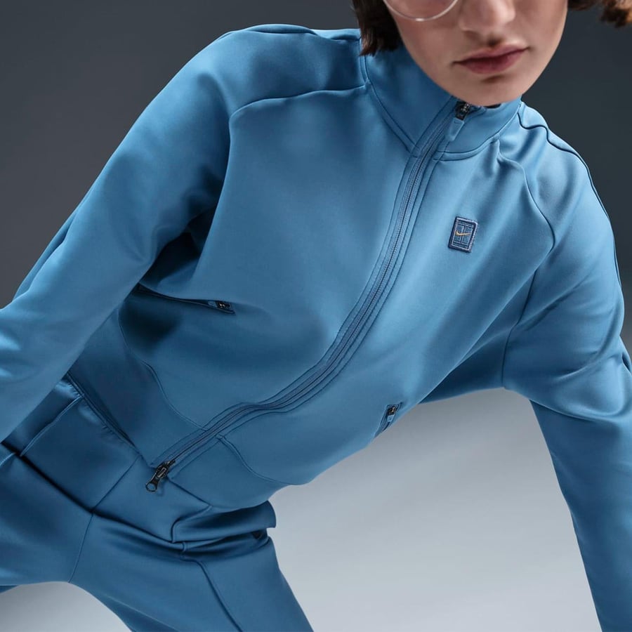سویشرت تنیس زنانه نایک Nike Court Heritage Logo– سرمه ای روشن سویشرت تنیس زنانه نایک Nike Court Heritage Logo– سرمه ای روشن