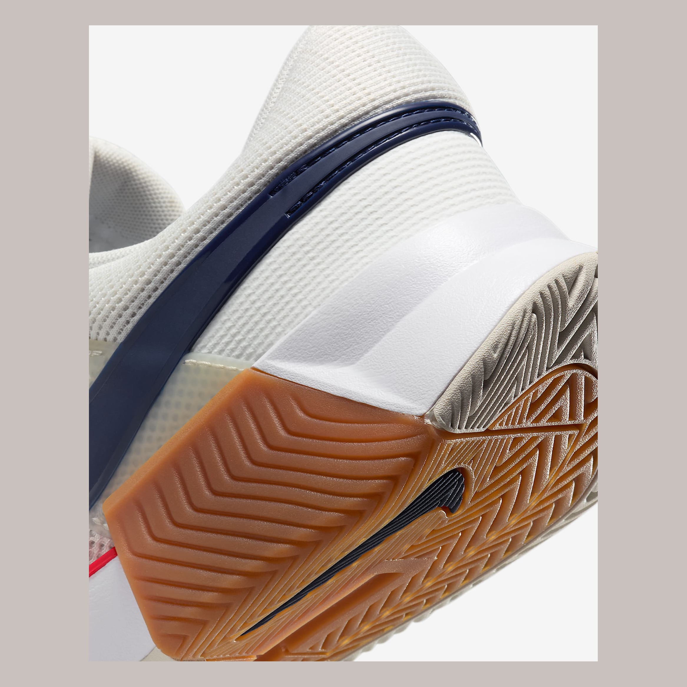کفش تنیس مردانه نایک Nike Zoom GP Challenge 1 Tennis Shoes- سفید/سرمه ای - تصویر 7