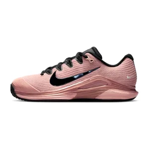 کفش تنیس زنانه نایک – Vapor 12 PRM – Clay – گلبهی/مشکی کفش تنیس زنانه نایک – Vapor 12 PRM – Clay – گلبهی/مشکی